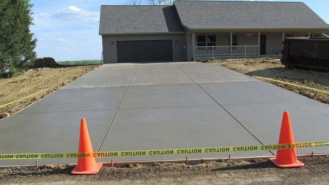 Driveway to residence